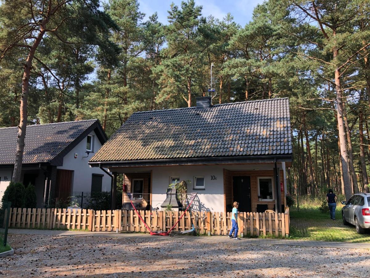 Domek Pod Lasem Pogorzelica  Exteriör bild
