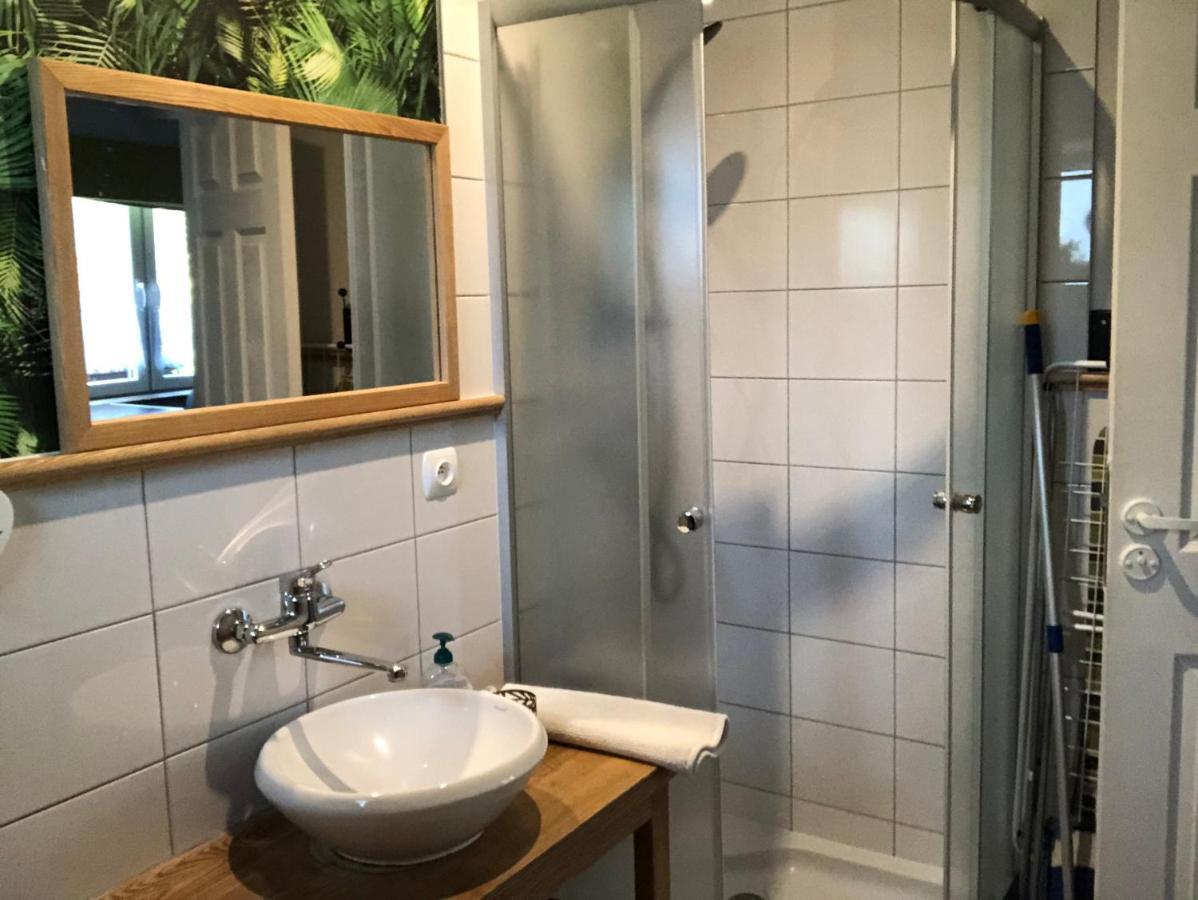 Domek Pod Lasem Pogorzelica  Exteriör bild