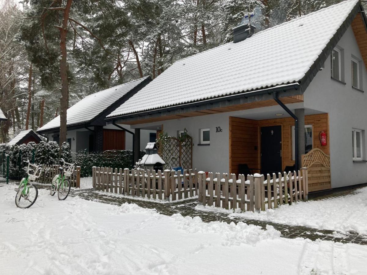Domek Pod Lasem Pogorzelica  Exteriör bild
